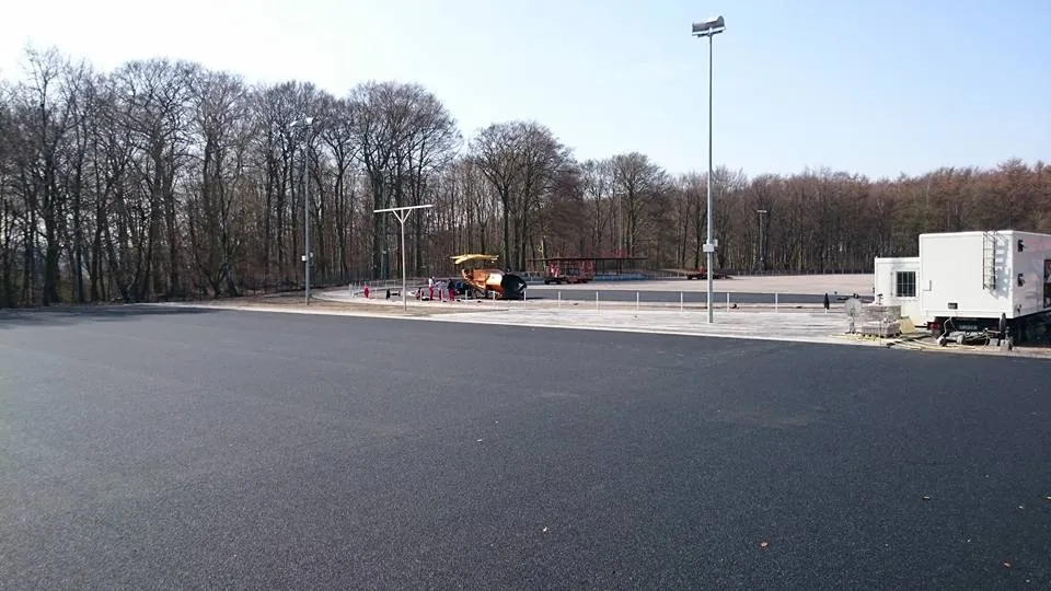 Platzsanierung – Bild 1
